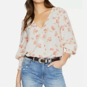 NWT Sanctuary Surplice Floral Print Smocked V-Neck Long Sleeve Size Small